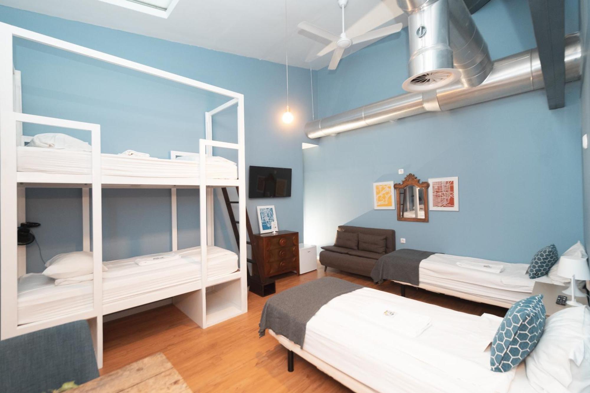 Hostal Destination *